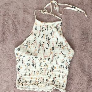 White garage crop size 0.